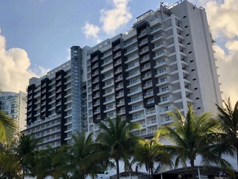 Royalton Suites Cancún · Borde de losa GFRC · 2